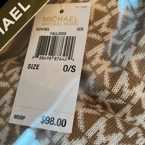 Michael Kors scarf, hat & glove set - Picture 3 of 3